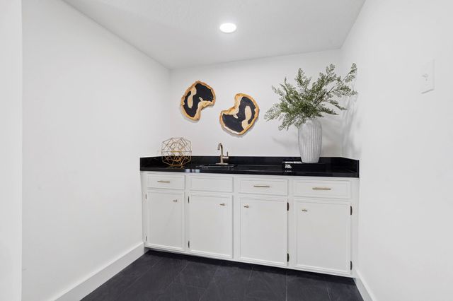 8206 Colonial Oaks Lane, Spring, TX 77379