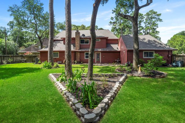 8206 Colonial Oaks Lane, Spring, TX 77379