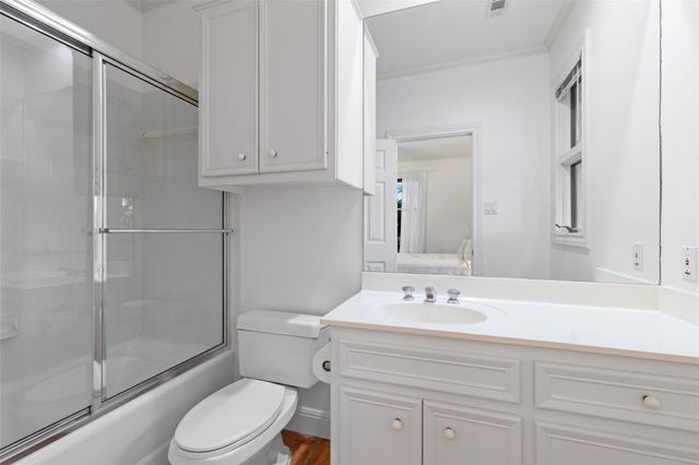 3 Crabapple CT, The Hills, TX 78738