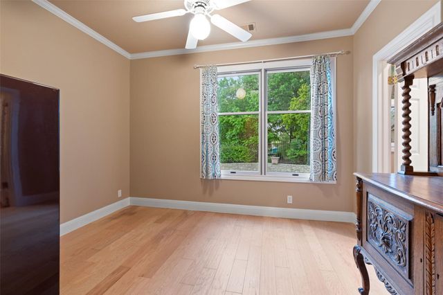 3 Crabapple CT, The Hills, TX 78738