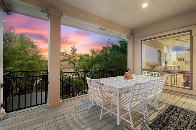 3 Crabapple CT, The Hills, TX 78738