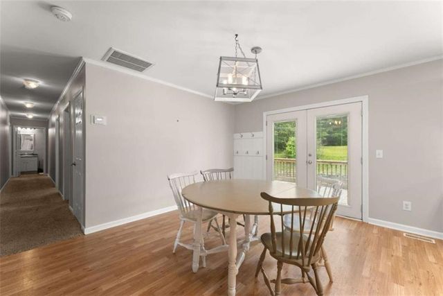 82 Bobbys Drive, Cleveland, GA 30528