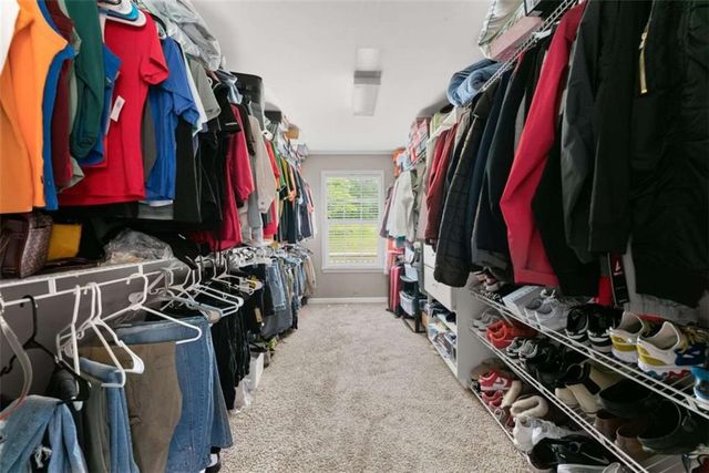 82 Bobbys Drive, Cleveland, GA 30528