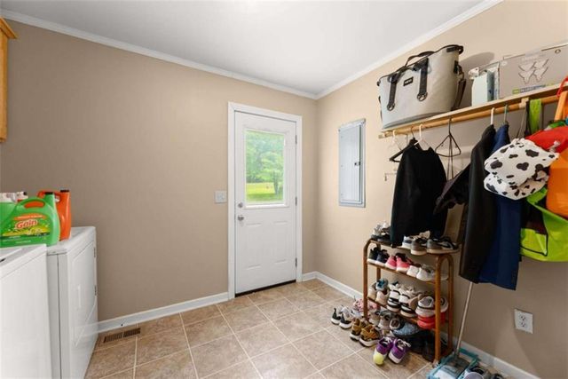 82 Bobbys Drive, Cleveland, GA 30528