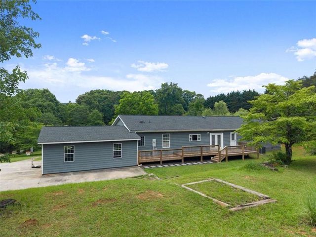82 Bobbys Drive, Cleveland, GA 30528