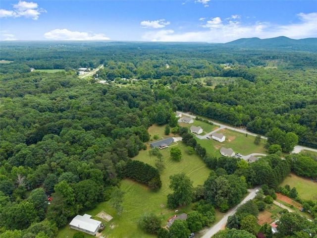 82 Bobbys Drive, Cleveland, GA 30528