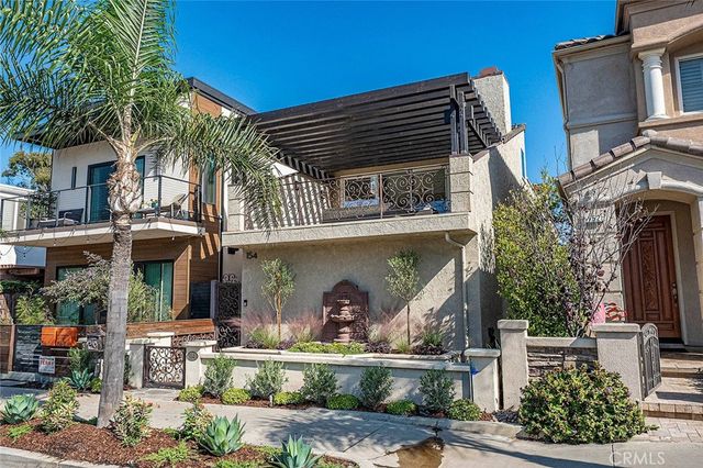 154 12th, Seal Beach, CA 90740