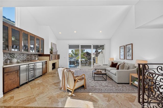 154 12th, Seal Beach, CA 90740