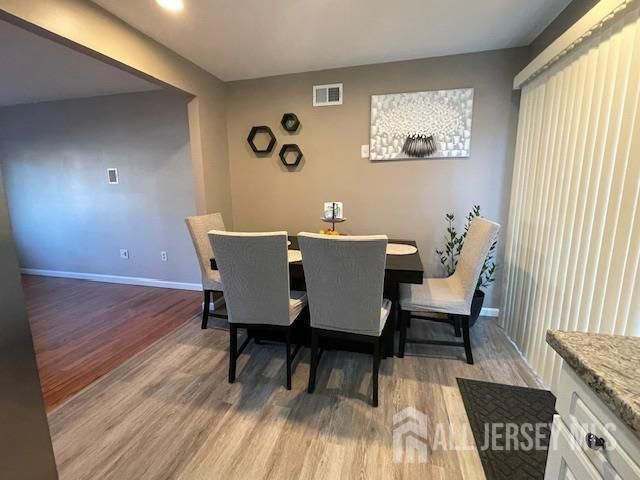 189 McFarlane Road, Colonia, NJ 07067