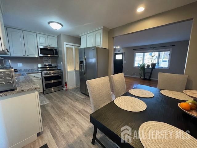 189 McFarlane Road, Colonia, NJ 07067