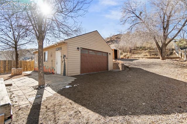 2804 Straus Lane, Colorado Springs, CO 80907