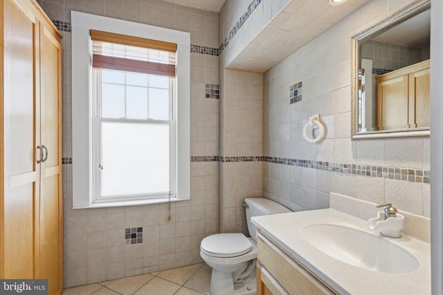 309 VINE ST, Perkasie, PA 18944