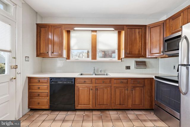 309 VINE ST, Perkasie, PA 18944