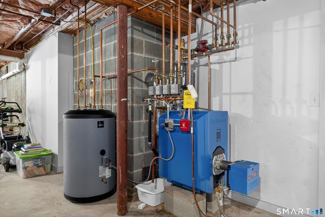 316 West Road, Colchester, CT 06415