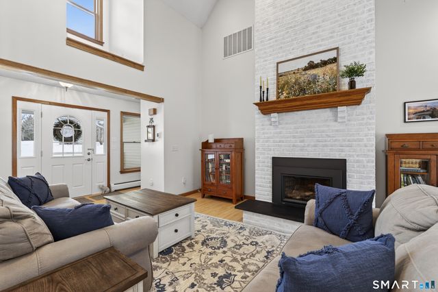 316 West Road, Colchester, CT 06415