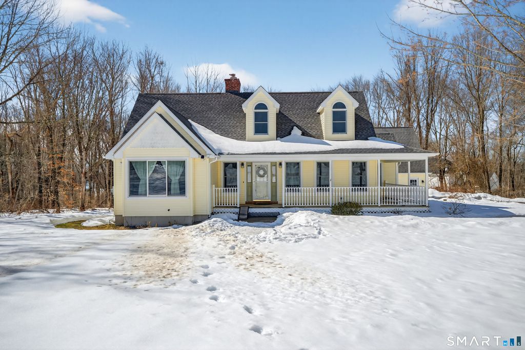 316 West Road, Colchester, CT 06415