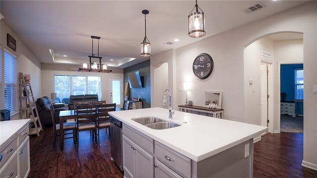 2113 Mountain Wind Loop, Bryan, TX 77807