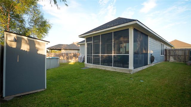 2113 Mountain Wind Loop, Bryan, TX 77807