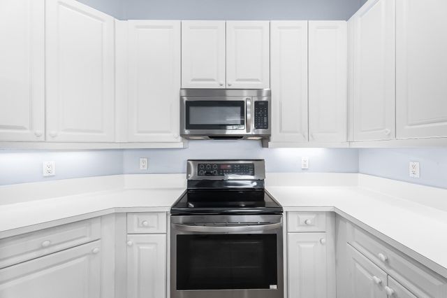 615 NE Canoe Park Circle, Port St. Lucie, Port St Lucie, FL 34983