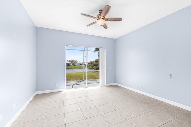 615 NE Canoe Park Circle, Port St. Lucie, Port St Lucie, FL 34983