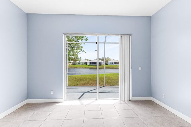 615 NE Canoe Park Circle, Port St. Lucie, Port St Lucie, FL 34983