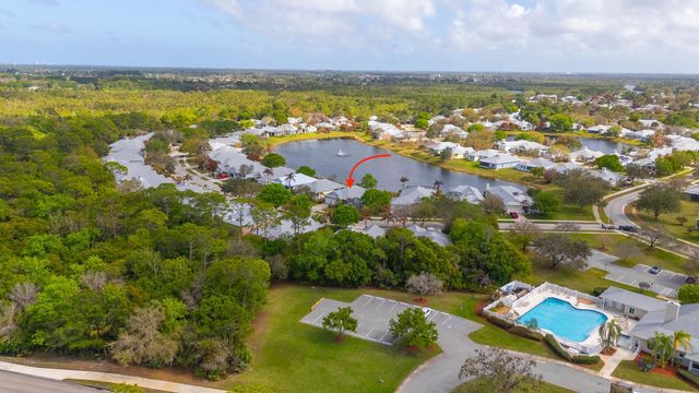615 NE Canoe Park Circle, Port St. Lucie, Port St Lucie, FL 34983