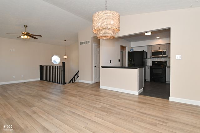 794 Staton Pl E Drive, Indianapolis, IN 46234