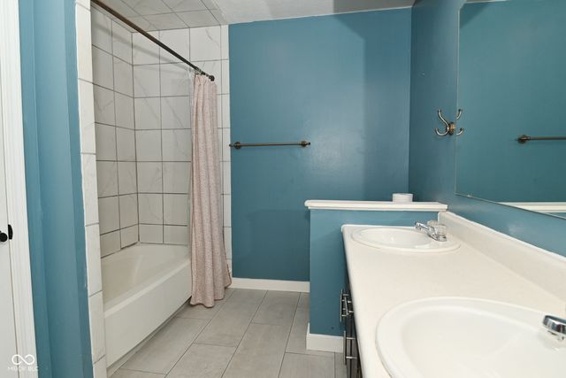 794 Staton Pl E Drive, Indianapolis, IN 46234