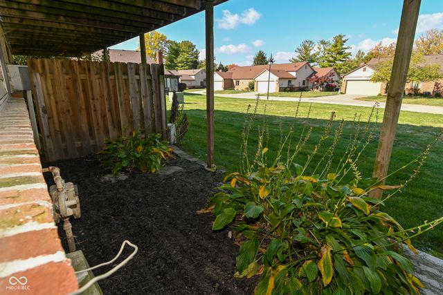 794 Staton Pl E Drive, Indianapolis, IN 46234