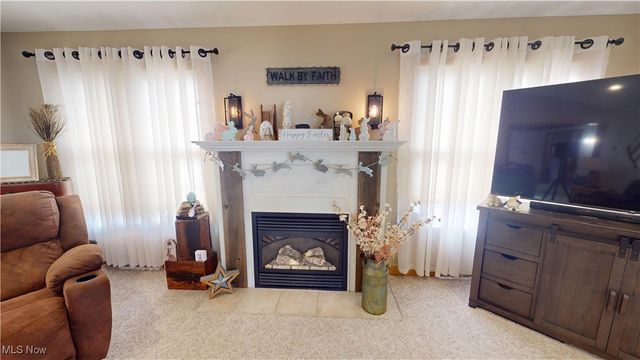 13752 Columbiana Canfield Road, Columbiana, OH 44408