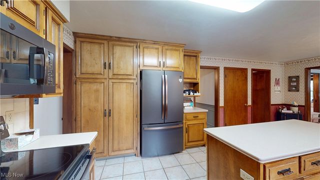 13752 Columbiana Canfield Road, Columbiana, OH 44408