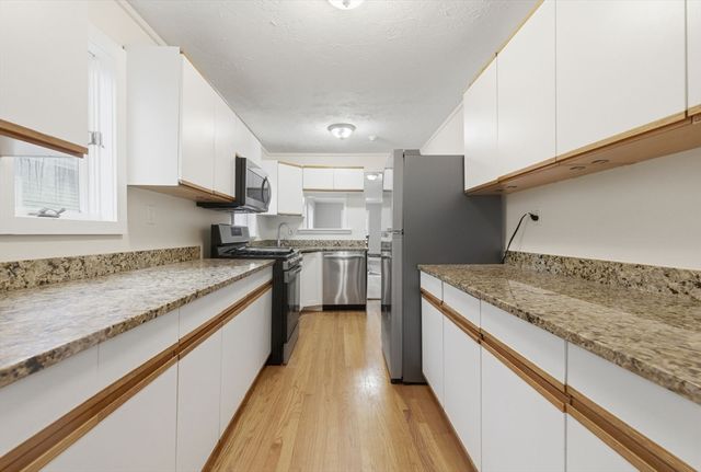 60 Tudor 1, Lynn, MA 01902