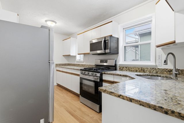 60 Tudor 1, Lynn, MA 01902