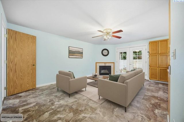 6012 Fenway Dr, Pasco, WA 99301