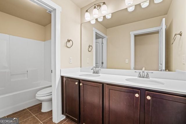 2600 Wevok Way, Grayson, GA 30017