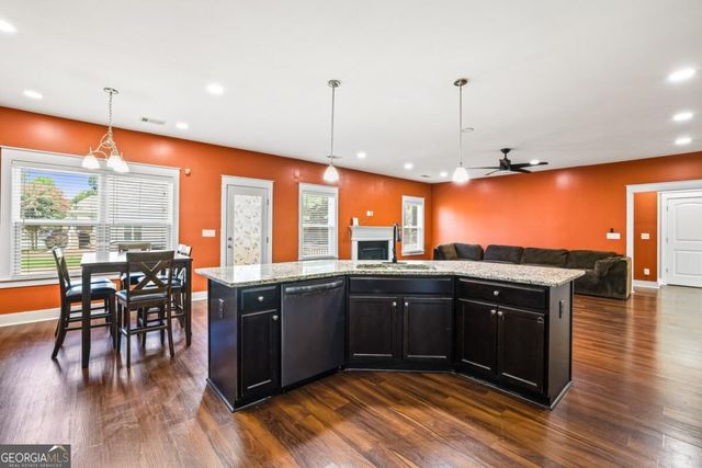 2600 Wevok Way, Grayson, GA 30017