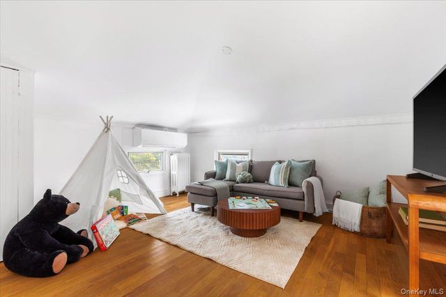 77 Pleasant Ridge Road, Harrison, NY 10528