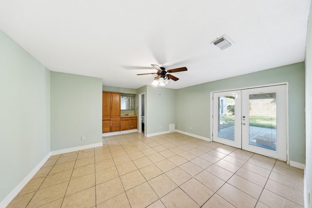 6907 Foxhurst Lane, Humble, TX 77338