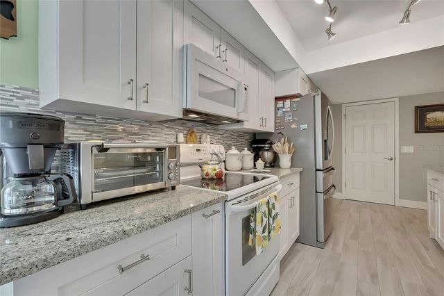 7052 SPARKLING CREEK COURT, Spring Hill, FL 34606