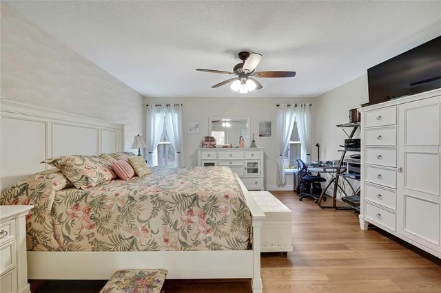 7052 SPARKLING CREEK COURT, Spring Hill, FL 34606