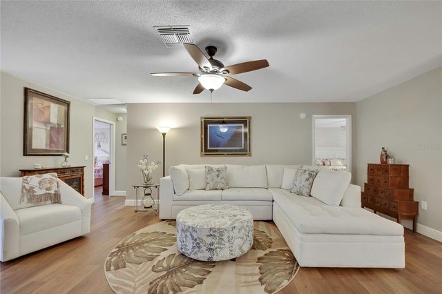 7052 SPARKLING CREEK COURT, Spring Hill, FL 34606