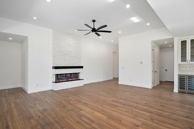 5901 S Clay Avenue, Springfield, MO 65810