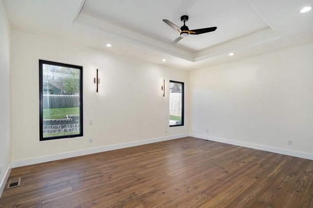 5901 S Clay Avenue, Springfield, MO 65810