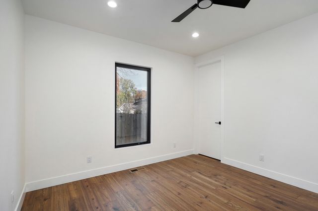 5901 S Clay Avenue, Springfield, MO 65810