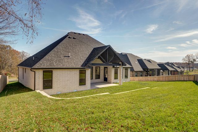 5901 S Clay Avenue, Springfield, MO 65810