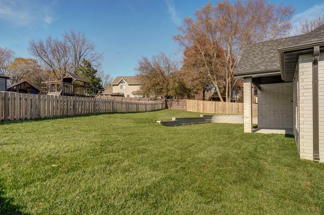 5901 S Clay Avenue, Springfield, MO 65810