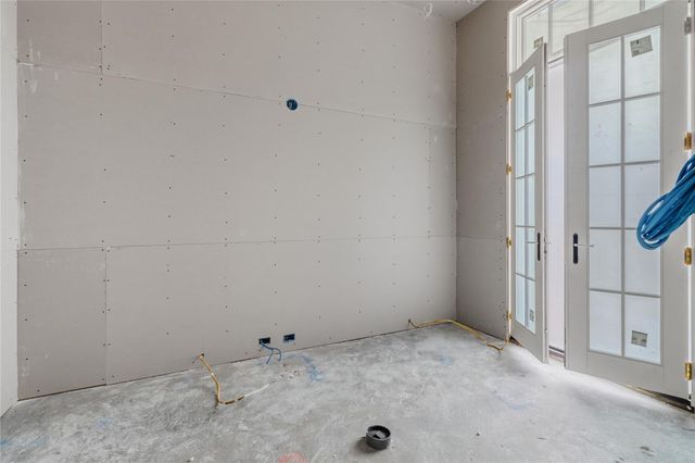 10 Courtlandt Place, Houston, TX 77006