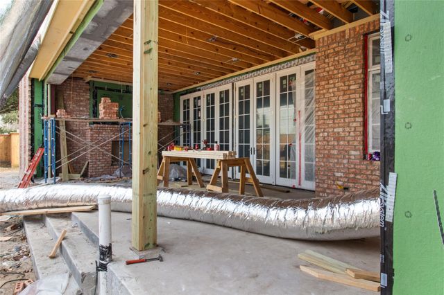 10 Courtlandt Place, Houston, TX 77006