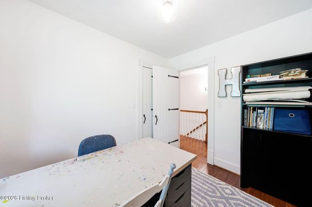 2400 Anchor Way, Anchorage, KY 40223