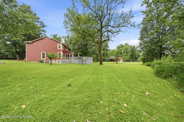 2400 Anchor Way, Anchorage, KY 40223